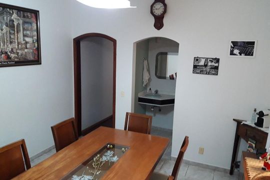 Casa à venda com 3 quartos, 235m² em Vila Santa Isabel, Campinas