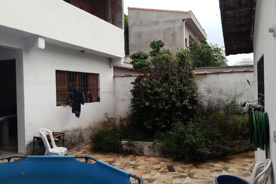 Área externa de casa para alugar com 3 quartos, 180m² em Mandaqui, São Paulo