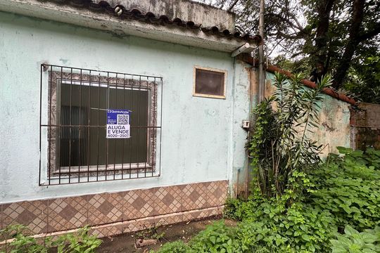 Plaquinha  de kitnet/studio à venda com 2 quartos, 80m² em Vargem Grande, Rio de Janeiro