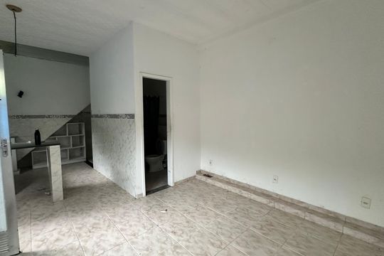 Sala de kitnet/studio à venda com 2 quartos, 80m² em Vargem Grande, Rio de Janeiro
