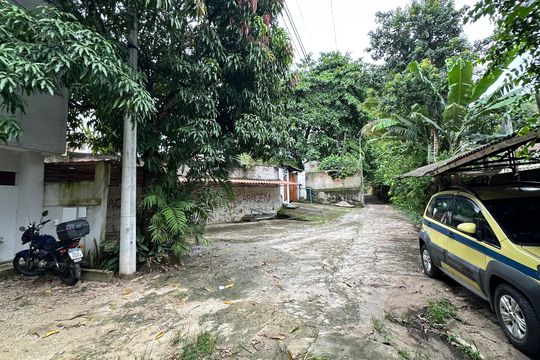 Quintal de kitnet/studio à venda com 2 quartos, 80m² em Vargem Grande, Rio de Janeiro