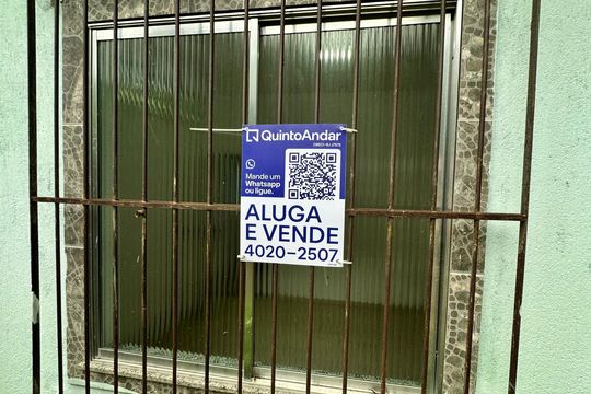 Plaquinha  de kitnet/studio à venda com 2 quartos, 80m² em Vargem Grande, Rio de Janeiro