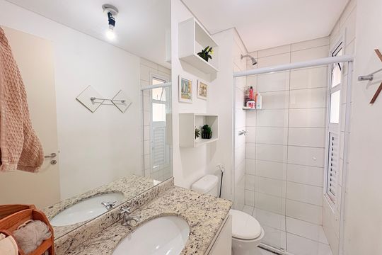 Banheiro Social de apartamento à venda com 2 quartos, 78m² em Jardim Ermida I, Jundiaí