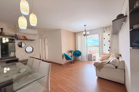 Sala de apartamento à venda com 2 quartos, 78m² em Jardim Ermida I, Jundiaí