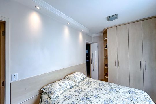 Suíte 1 de apartamento à venda com 3 quartos, 160m² em Vila Gomes Cardim, São Paulo