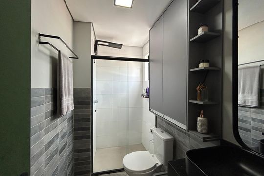 Banheiro de apartamento à venda com 2 quartos, 80m² em Vila Albertina, São Paulo