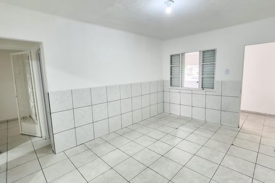 Casa para alugar com 2 quartos, 58m² em Irajá, Rio de Janeiro