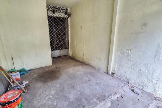 Garagem  de casa para alugar com 2 quartos, 58m² em Irajá, Rio de Janeiro