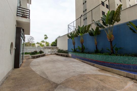 Área comum de apartamento para alugar com 1 quarto, 55m² em A Industrial, Barueri