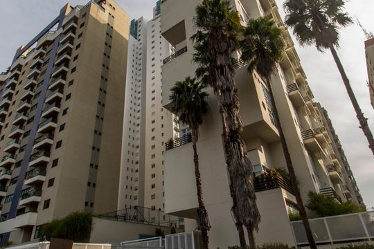 Vista da Rua de apartamento para alugar com 1 quarto, 55m² em A Industrial, Barueri