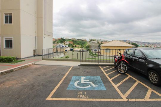 Garagem de apartamento para alugar com 2 quartos, 45m² em Juliana, Belo Horizonte