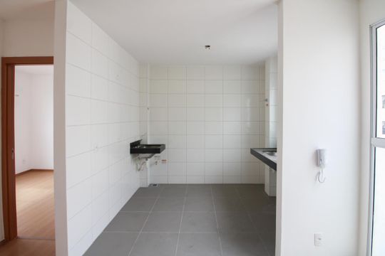 Cozinha e Área de Serviço de apartamento para alugar com 2 quartos, 45m² em Juliana, Belo Horizonte