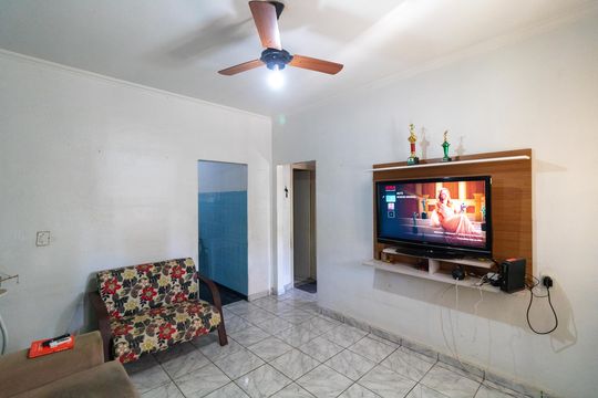 Casa à venda com 4 quartos, 225m² em Vila Lemos, Campinas