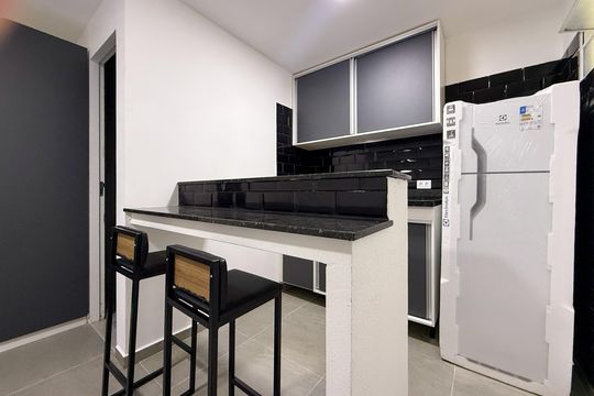 Kitnet/Studio à venda com 1 quarto, 27m² em Aclimação, São Paulo