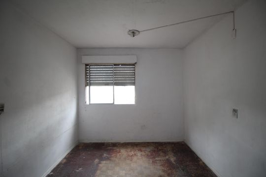 Sala de apartamento à venda com 2 quartos, 42m² em Rubem Berta, Porto Alegre