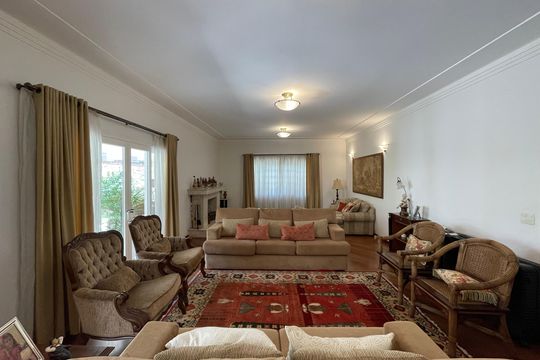 Sala de casa de condomínio para alugar com 4 quartos, 505m² em Jardim Passargada I, Cotia
