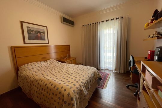 Suíte 2 de casa de condomínio para alugar com 4 quartos, 505m² em Jardim Passargada I, Cotia