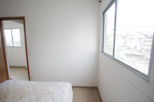 Quarto 2 de apartamento para alugar com 2 quartos, 58m² em Taquara, Rio de Janeiro