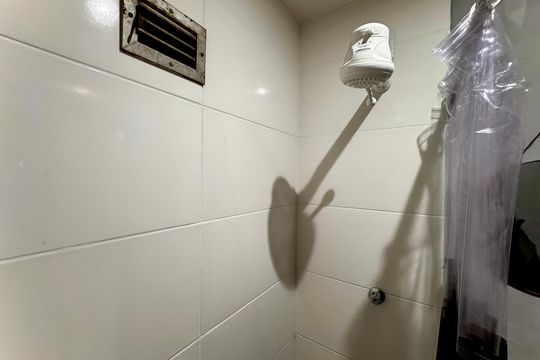 Banheiro social de apartamento para alugar com 1 quarto, 35m² em Centro, Rio de Janeiro