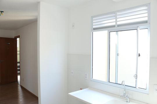 Cozinha de apartamento para alugar com 2 quartos, 42m² em Jardim Alvorada, Nova Iguaçu