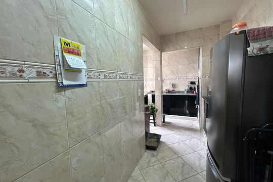 Cozinha de apartamento à venda com 2 quartos, 65m² em Inhaúma, Rio de Janeiro