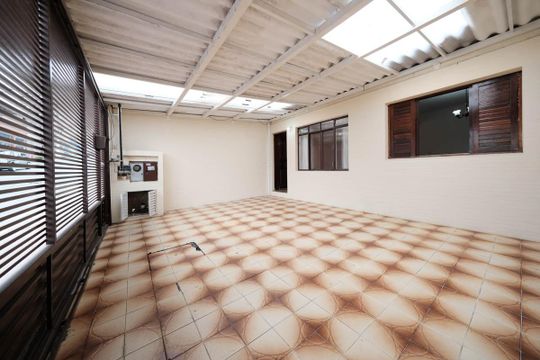 Garagem de casa à venda com 3 quartos, 159m² em Cangaiba, São Paulo