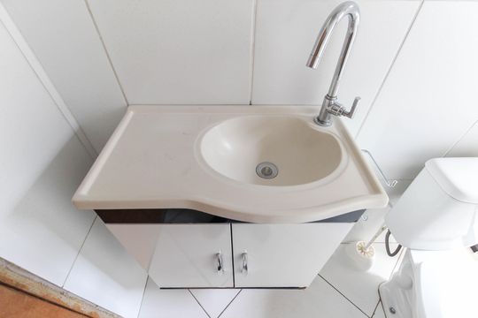 Banheiro de casa para alugar com 1 quarto, 55m² em Parada Xv de Novembro, São Paulo