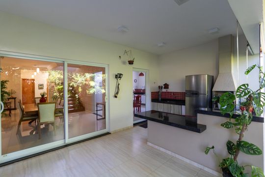Churrasqueira de casa à venda com 3 quartos, 254m² em Cidade Universitária Ii, Campinas