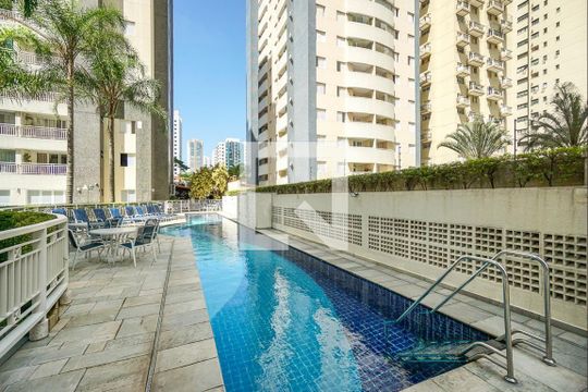 Condomínio - Piscina  de apartamento para alugar com 3 quartos, 93m² em Vila Gomes Cardim, São Paulo