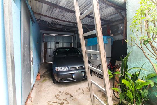 Garagem de casa para alugar com 2 quartos, 140m² em Jardim Irene, São Paulo
