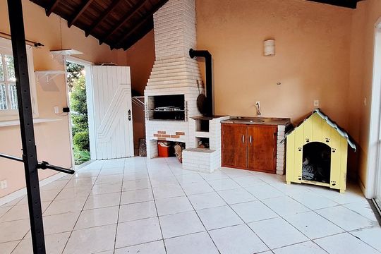 Casa à venda com 4 quartos, 423m² em Jardim Isabel, Porto Alegre