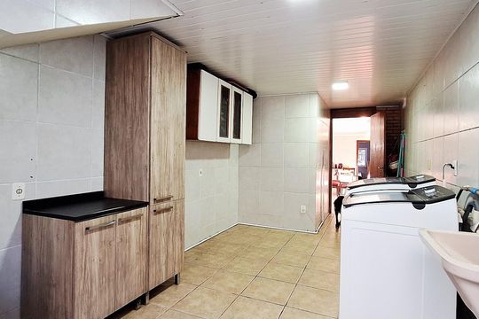 Casa à venda com 4 quartos, 423m² em Jardim Isabel, Porto Alegre