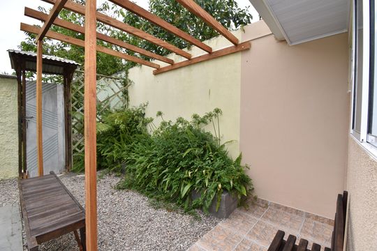 Área comum de kitnet/studio para alugar com 1 quarto, 30m² em Cajuru, Curitiba
