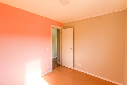 Quarto 1 de apartamento à venda com 2 quartos, 45m² em Centro, Canoas