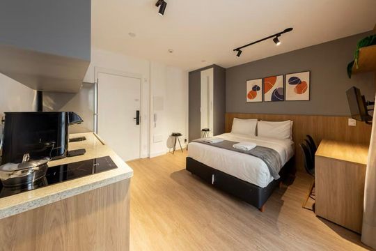 Kitnet/Studio para alugar com 1 quarto, 33m² em Jardim das Acacias, São Paulo