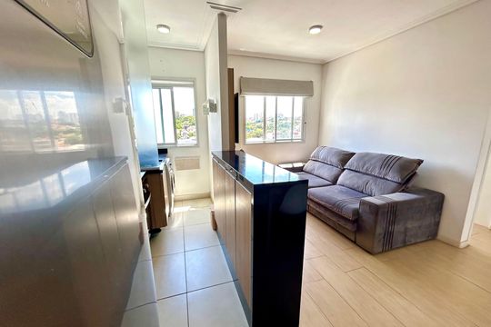 Cozinha  de apartamento à venda com 2 quartos, 42m² em Vila Galvão, Guarulhos