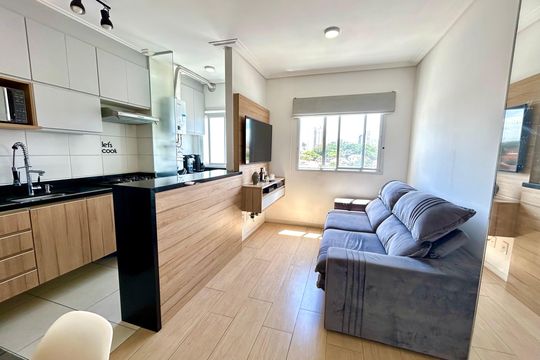 Apartamento à venda com 2 quartos, 42m² em Vila Galvão, Guarulhos