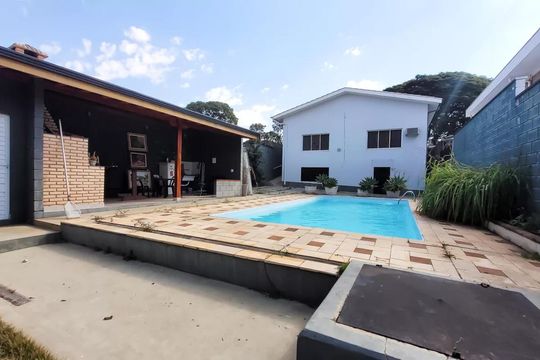 Casa à venda com 4 quartos, 400m² em Jardim Guanabara, Campinas