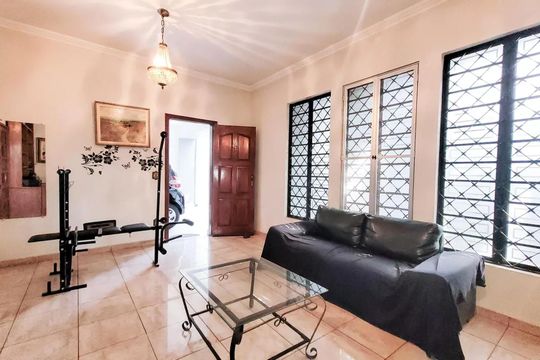 Sala de casa à venda com 4 quartos, 400m² em Jardim Guanabara, Campinas