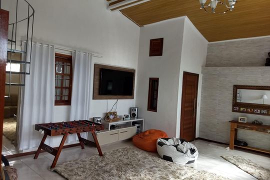 Casa à venda com 4 quartos, 396m² em Bom Jesus, Porto Alegre