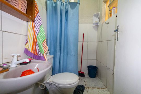 Banheiro de casa para alugar com 1 quarto, 183m² em Vila Santana, São Paulo