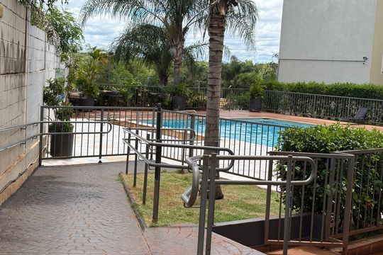 Área comum - Piscina de apartamento para alugar com 2 quartos, 43m² em Jardim Heitor Rigon, Ribeirão Preto