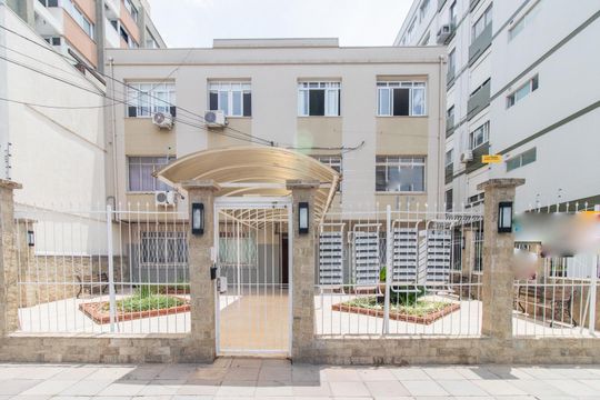 Fachada de apartamento à venda com 2 quartos, 69m² em Menino Deus, Porto Alegre