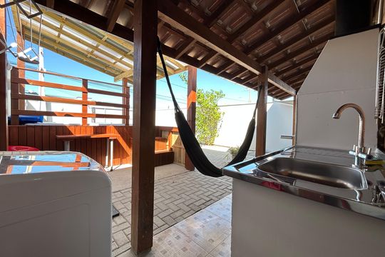 Casa para alugar com 1 quarto, 110m² em Campeche Central, Florianópolis