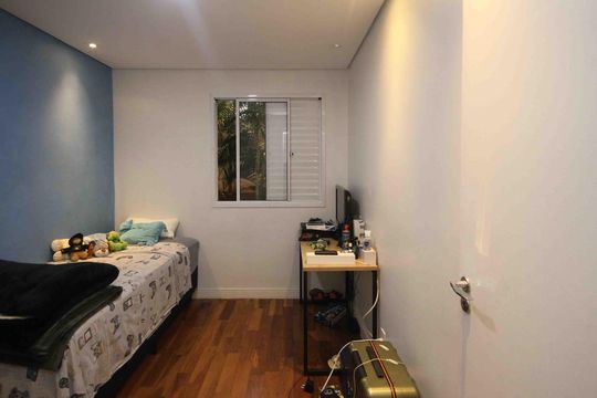 Quarto de apartamento para alugar com 2 quartos, 68m² em Vila Ivone, São Paulo