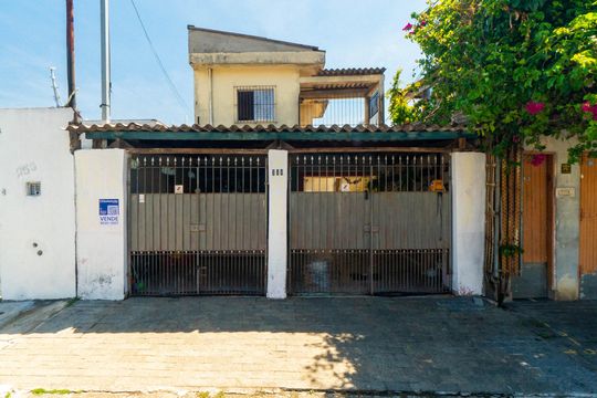 Fachada de casa à venda com 3 quartos, 101m² em Vila Santa Catarina, São Paulo