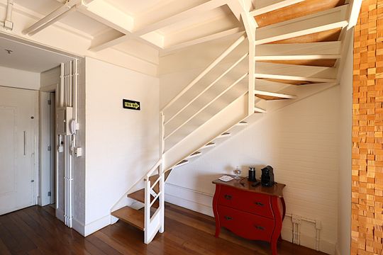 Sala de apartamento para alugar com 1 quarto, 97m² em Moinhos de Vento, Porto Alegre