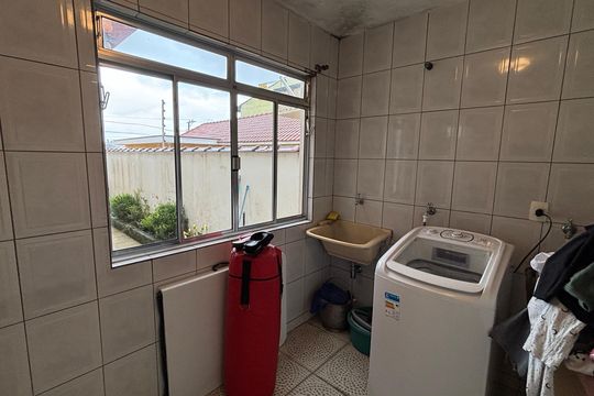 Área de Serviço de casa à venda com 3 quartos, 350m² em Parque das Nações, Santo André