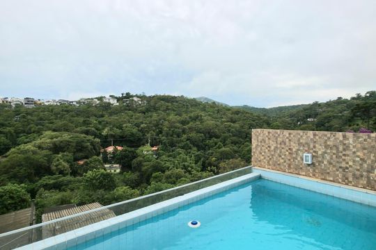 Casa à venda com 4 quartos, 340m² em Parque Jaguari (fazendinha), Santana de Parnaíba