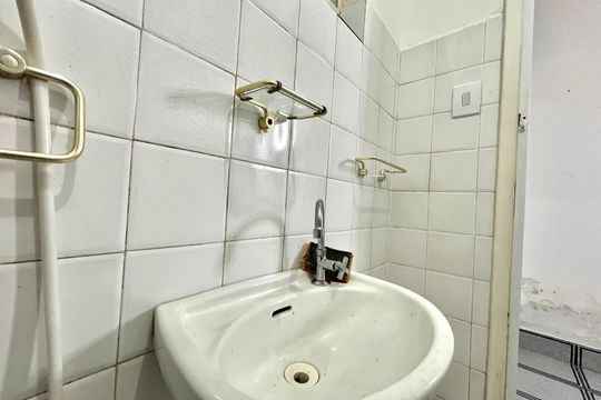 Banheiro Fundos de casa à venda com 4 quartos, 206m² em Parque Jabaquara, São Paulo